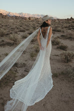 Load image into Gallery viewer, SAMPLE SALE: DOS, Nev Gown