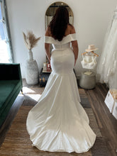 Load image into Gallery viewer, SAMPLE SALE: Evie Young, Davis