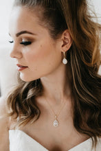 Load image into Gallery viewer, Luna and Stone, Amaya Necklace