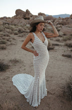 Load image into Gallery viewer, SAMPLE SALE: DOS, Nev Gown