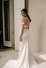 Load image into Gallery viewer, SAMPLE SALE: Alena Leena, Kerria Gown