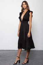 Load image into Gallery viewer, Stillwater, The Jessie Midi Dress Black