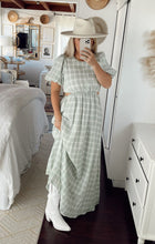 Load image into Gallery viewer, FINAL SALE: Show Me Your Mumu, Eloise, Maxi Dress

