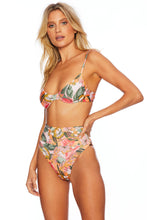 Load image into Gallery viewer, FINAL SALE: Beach Riot, Camilla Top Tropical Floral
