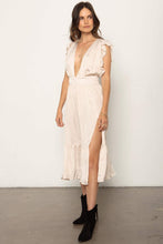 Load image into Gallery viewer, Stillwater, The Jessie Midi Dress Champagne
